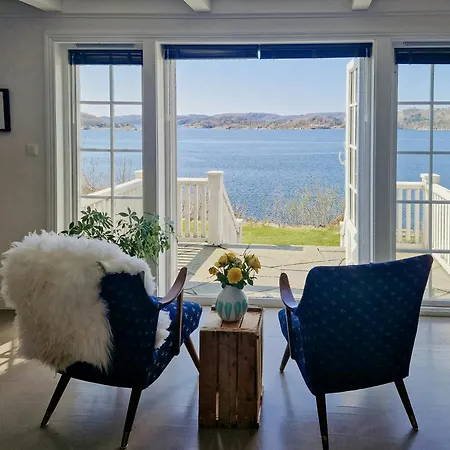 Southern Norway With Sea Views Near Lindesnes Ferienhaus