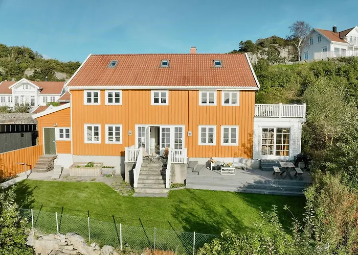 Dom wakacyjny Southern Norway With Sea Views Near Lindesnes *
